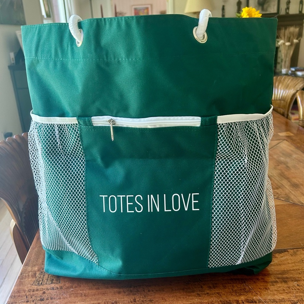 Green Canvas Beach Tote Bag with Rope Handles and White Mesh Pockets